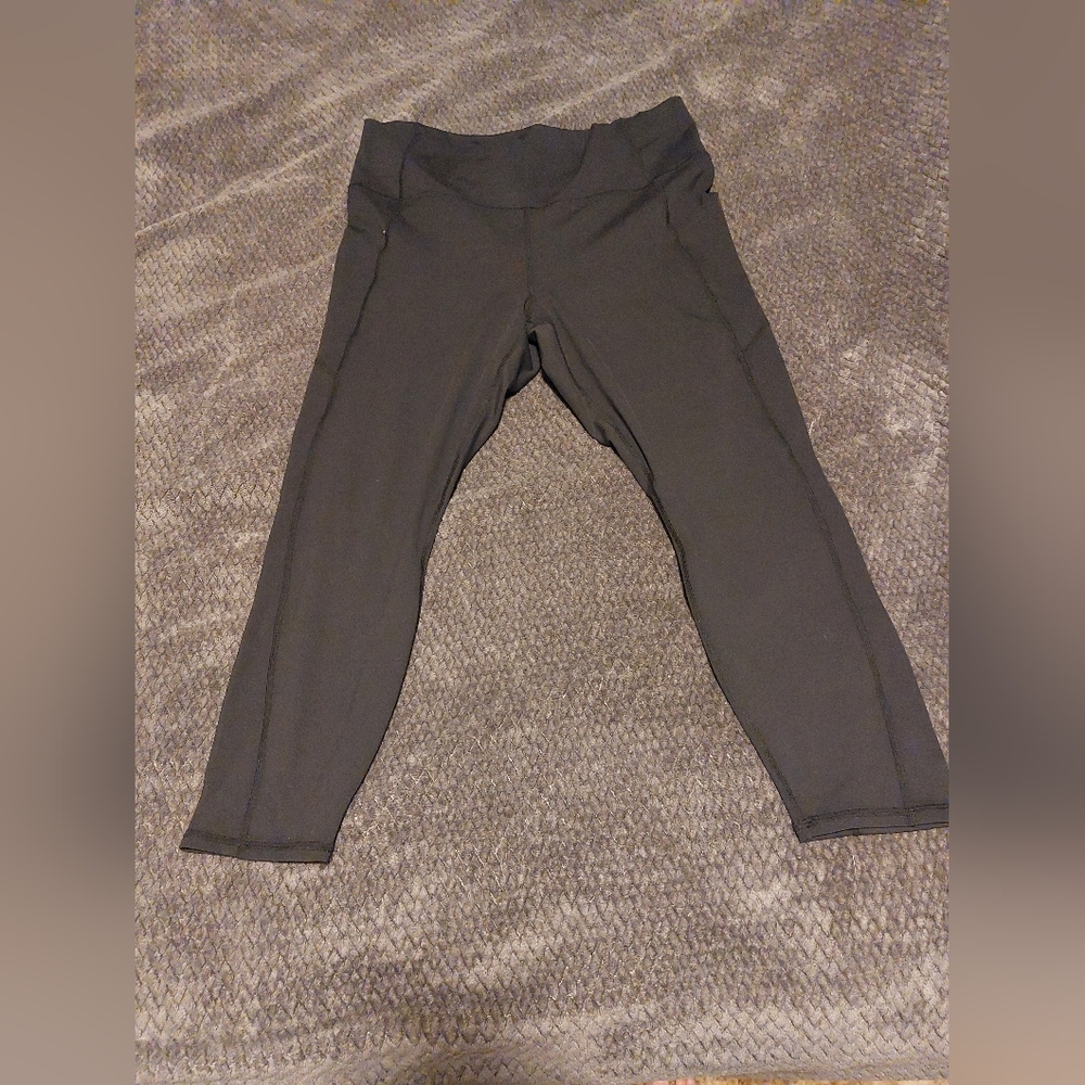 Fabletics PureLuxe Oasis High-Waisted Leggings (7/8 length)